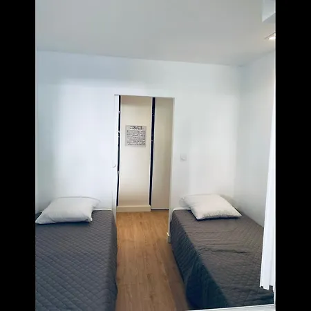 Superbe Climatise Avec Wifi Classe 3 Etoiles A 50 M De La Le Lavandou