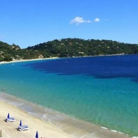 Superbe Climatise Avec Wifi Classe 3 Etoiles A 50 M De La *