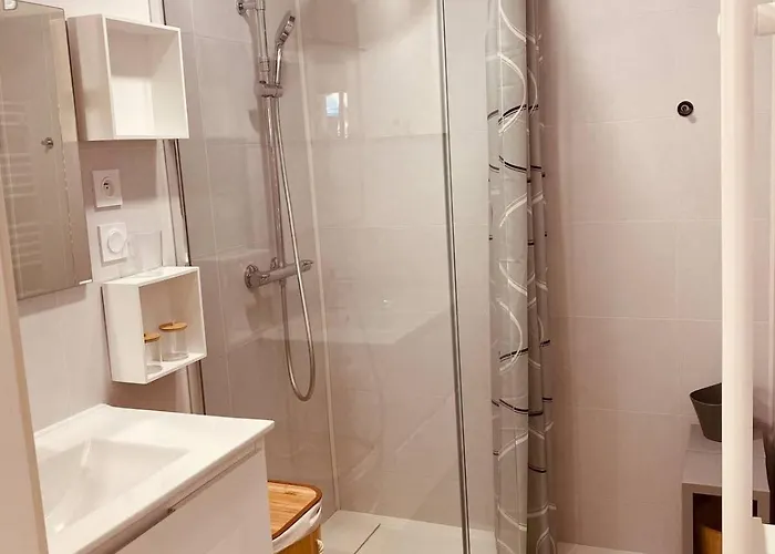 Superbe Climatise Avec Wifi Classe 3 Etoiles A 50 M De La Lägenhet *